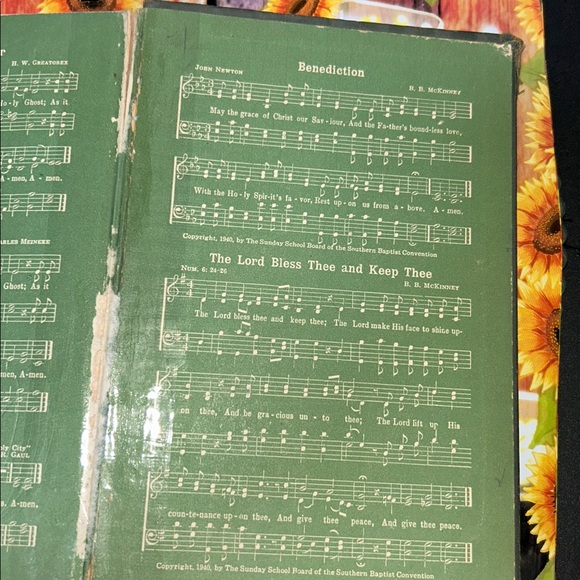 Broadman Hymnal Book. Copyright 1940. First Baptist Church in Houston Texas - Picture 8 of 9